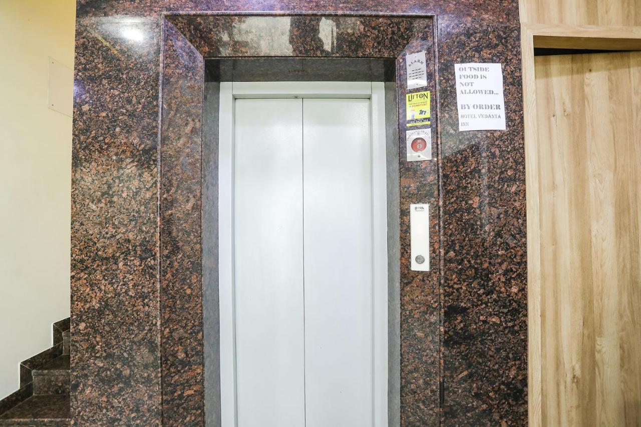 Fabhotel Vedanta Inn - Nr Sitabudli Fort Nagpur Eksteriør billede
