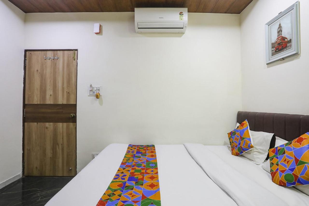 Fabhotel Vedanta Inn - Nr Sitabudli Fort Nagpur Eksteriør billede