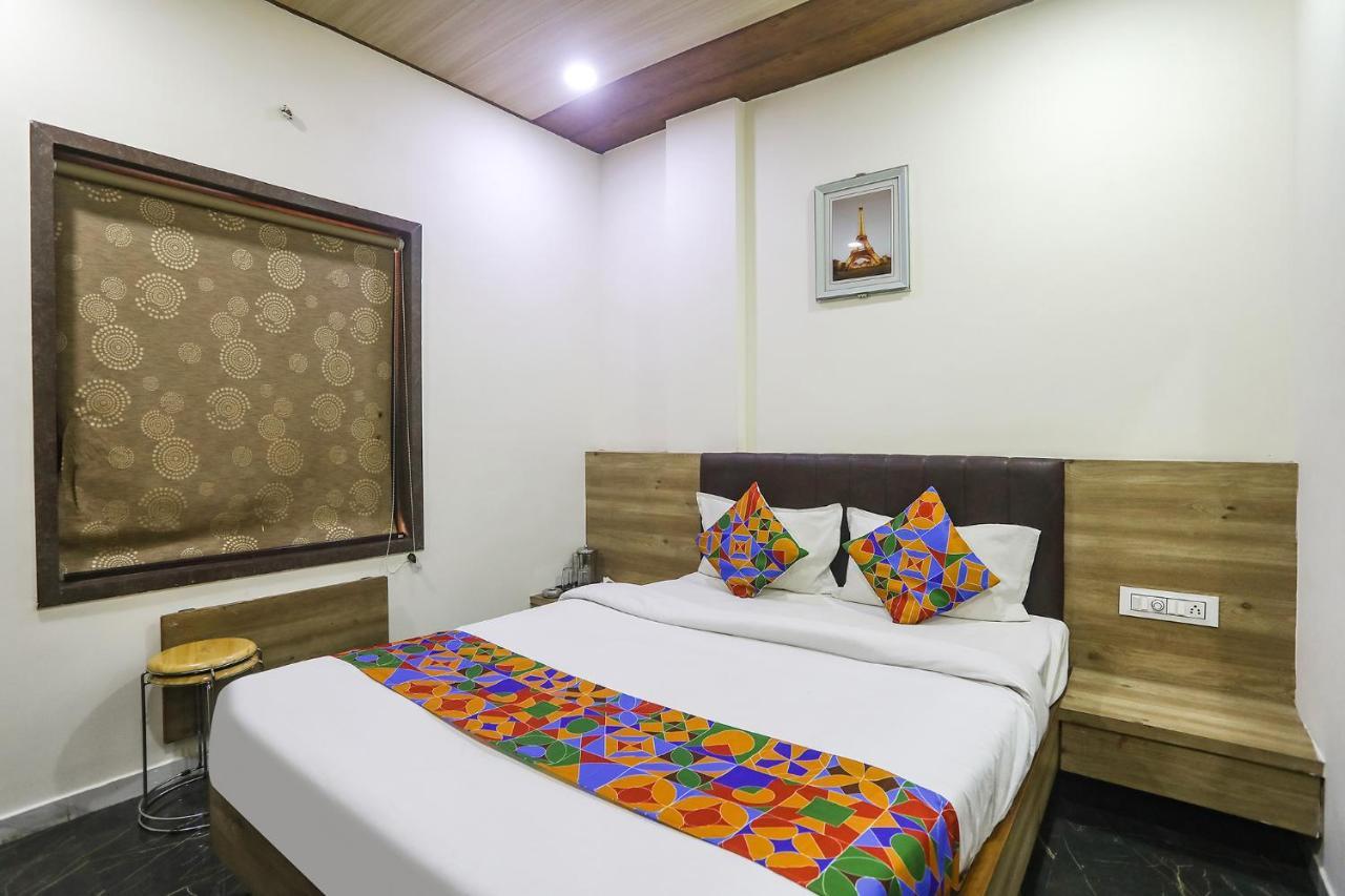Fabhotel Vedanta Inn - Nr Sitabudli Fort Nagpur Eksteriør billede